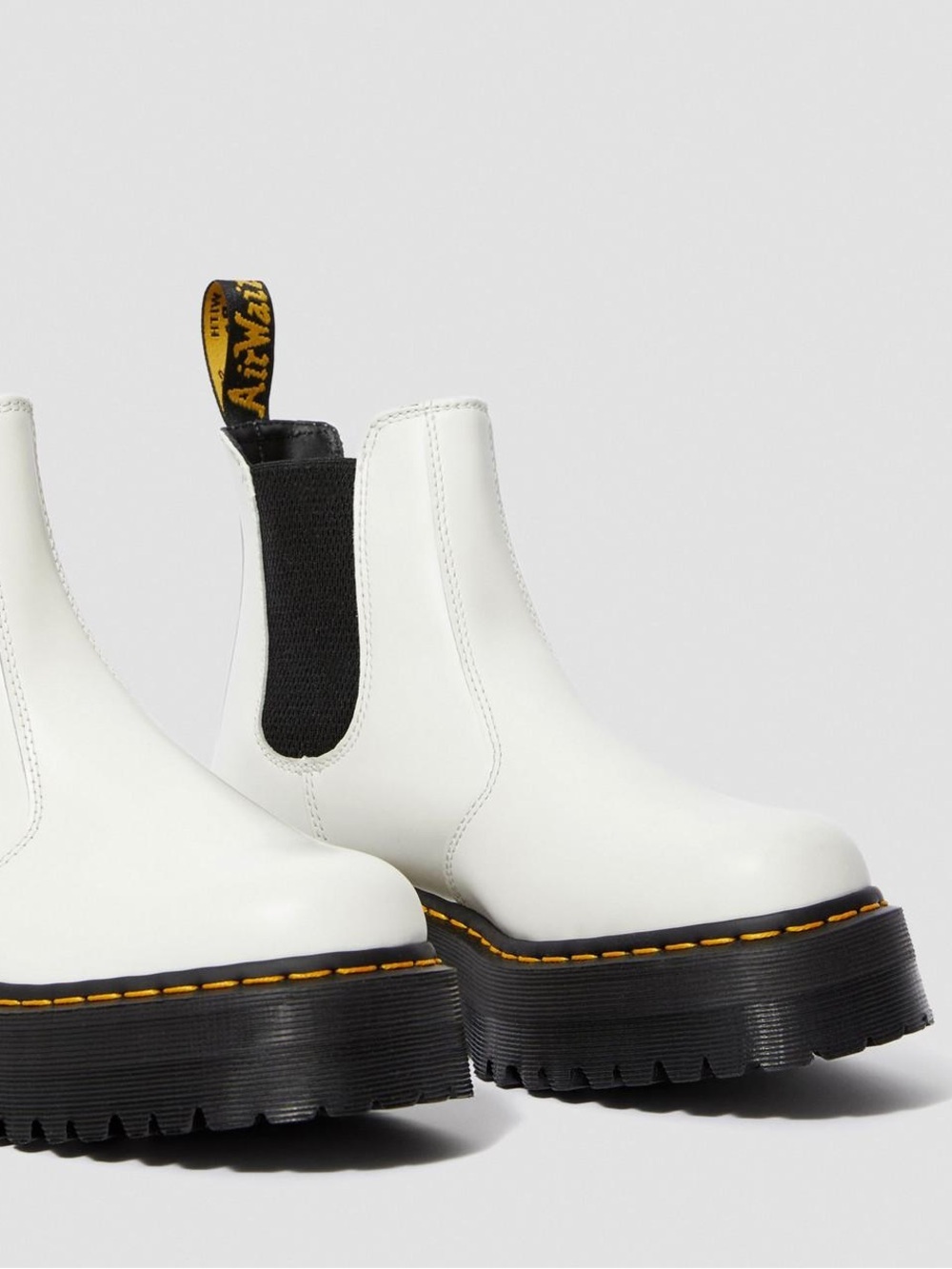Dr. Martens 2976 QUAD PLATFORM CHELSEA BOOTS - Picture 5 of 12